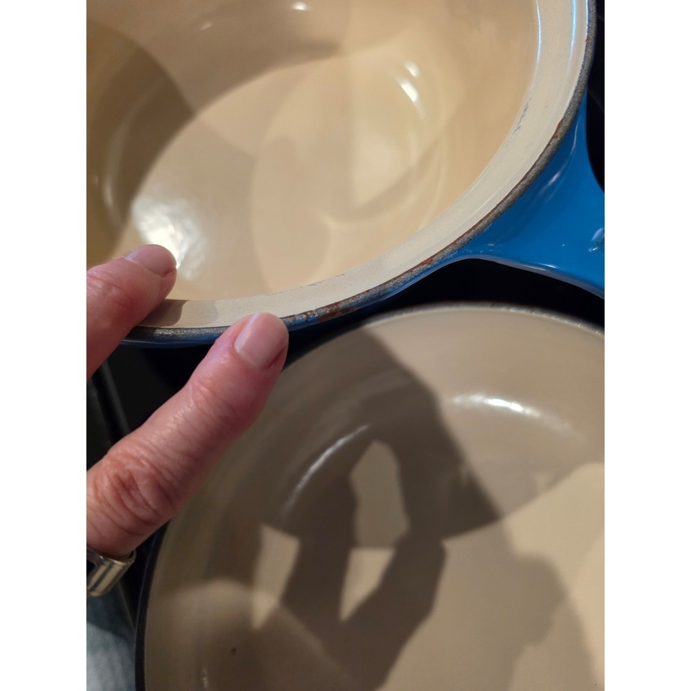 Le Creuset multifunctional 2.5qt sauce pan with skillet Marseille Blue - Picture 3 of 10